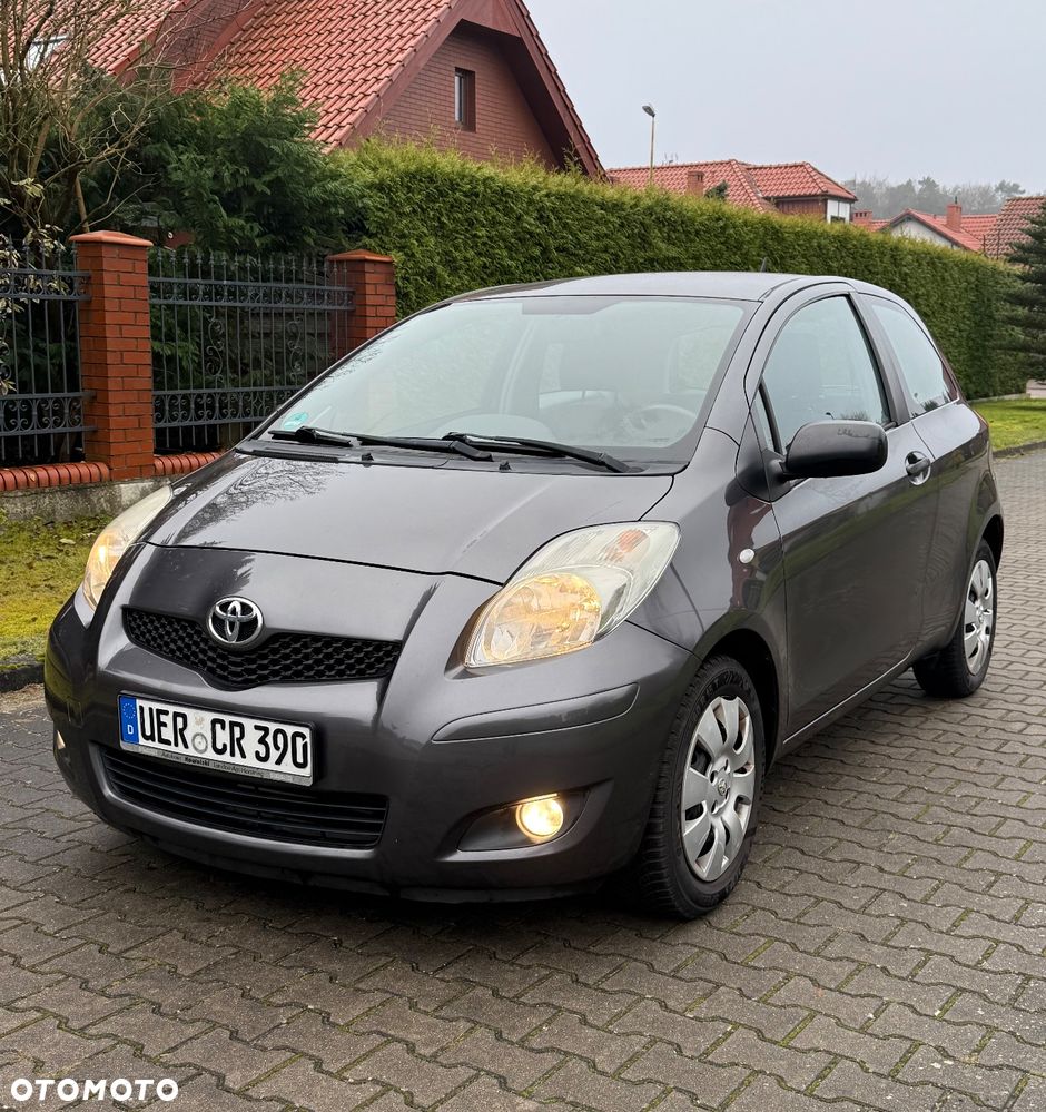 Toyota Yaris 1.33 VVT-i Executive - 2