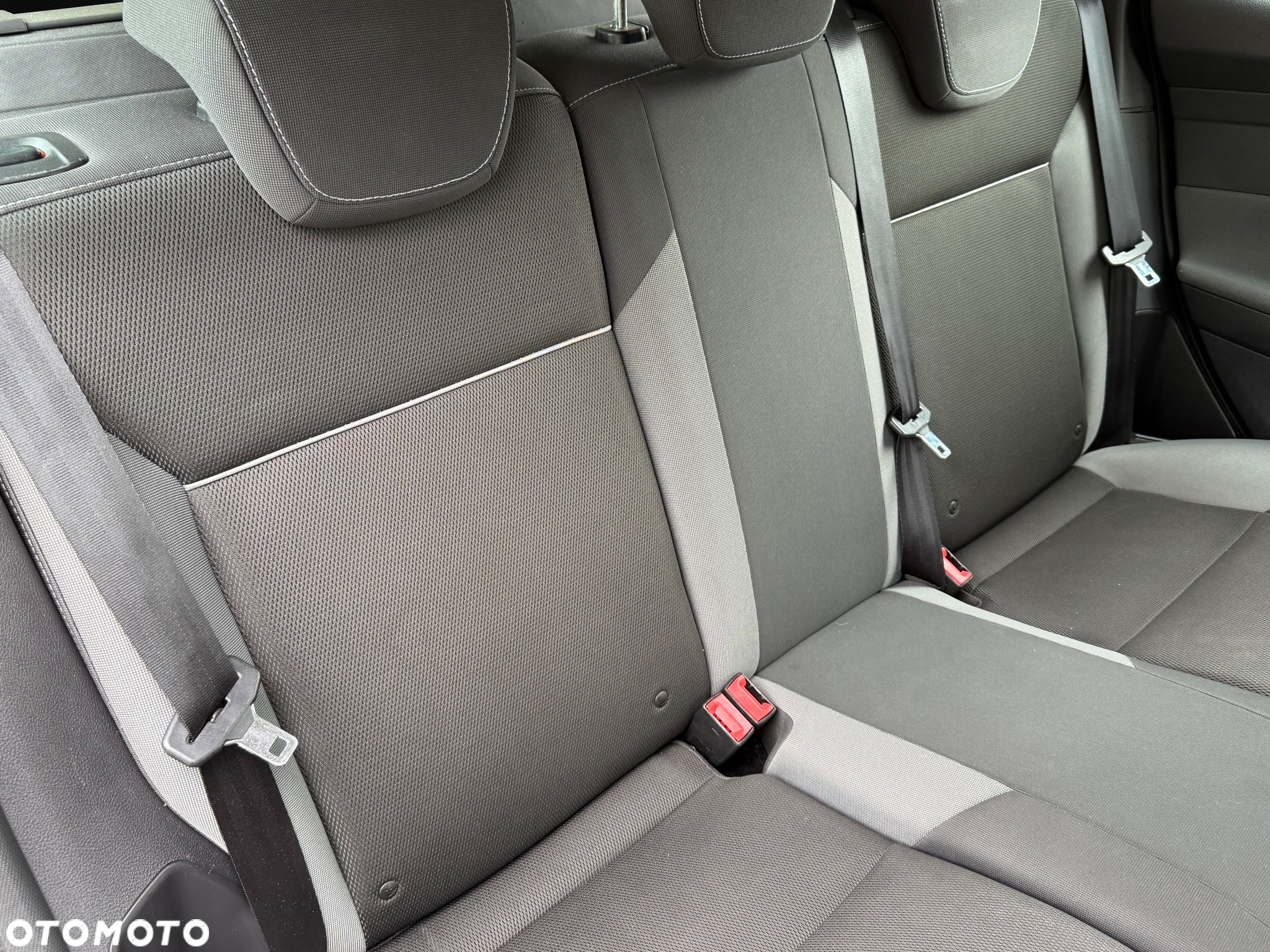 Ford Focus - 25