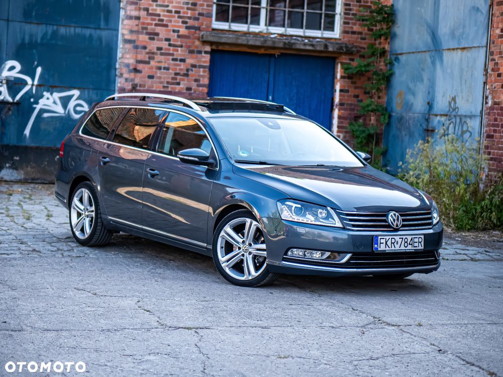 Volkswagen Passat 2.0 TDI Highline - 12