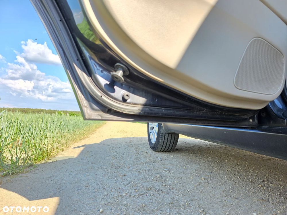 Subaru Outback 3.0RE EXE - 38