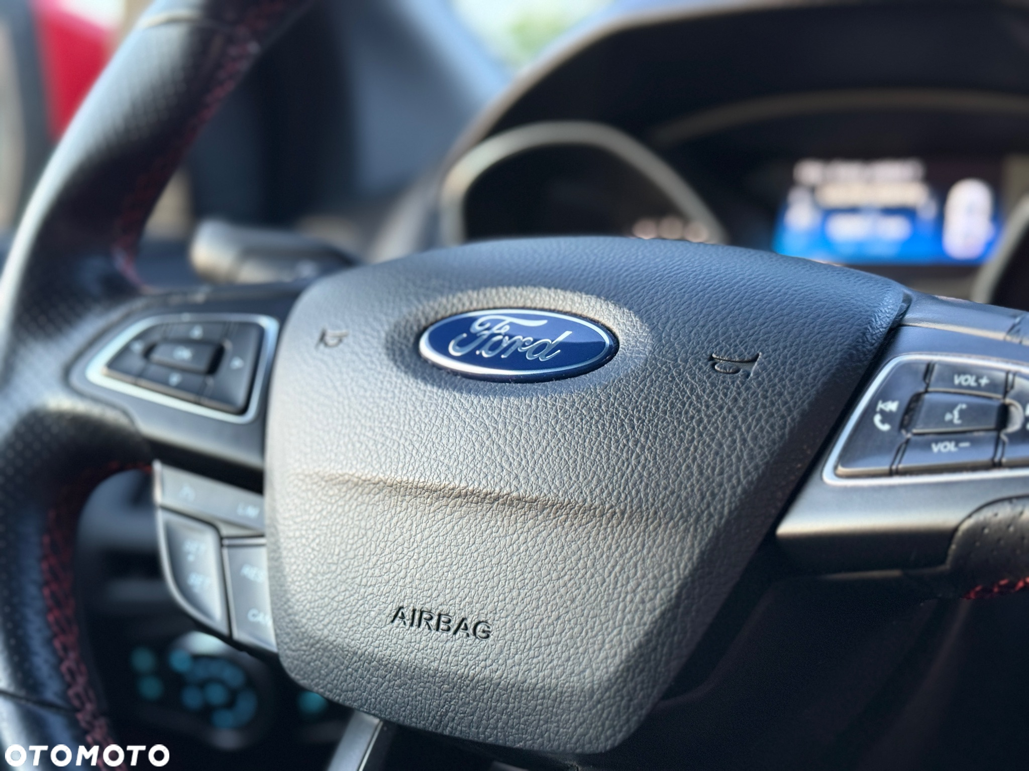 Ford Focus 1.5 EcoBoost Start-Stopp-System ST-Line - 24