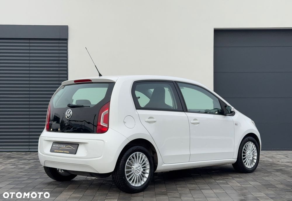 Volkswagen up! - 5