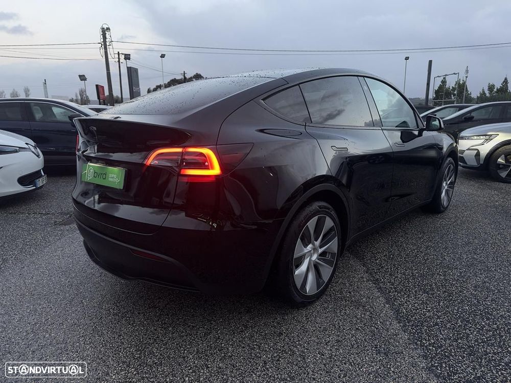 Tesla Model Y Standard - 15