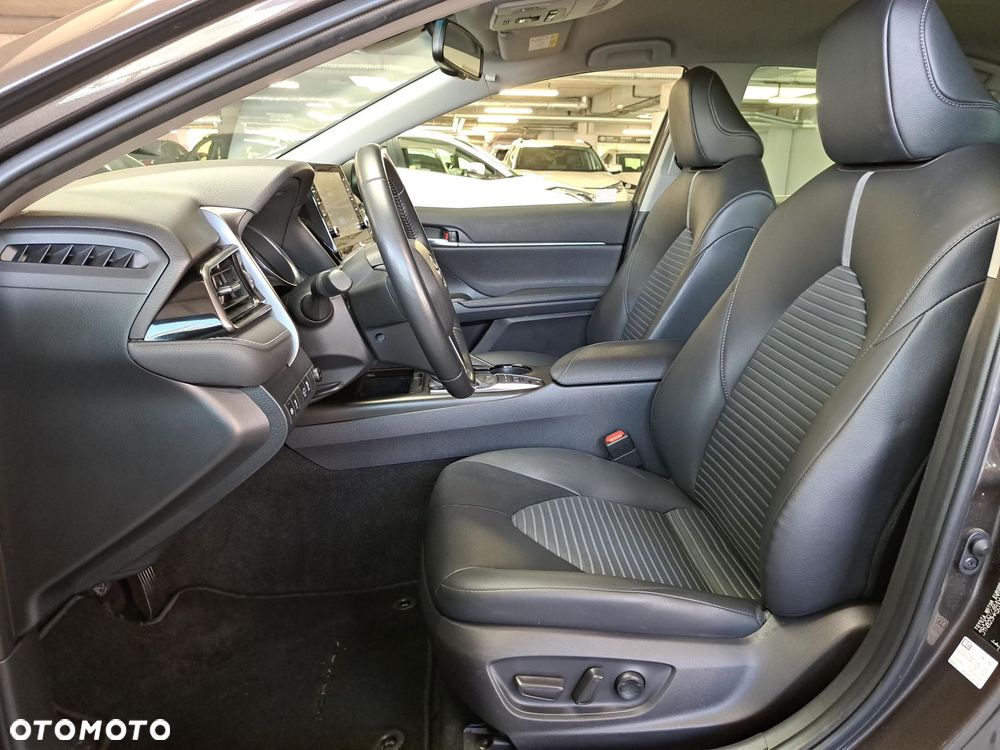 Toyota Camry 2.5 Hybrid Prestige CVT - 12