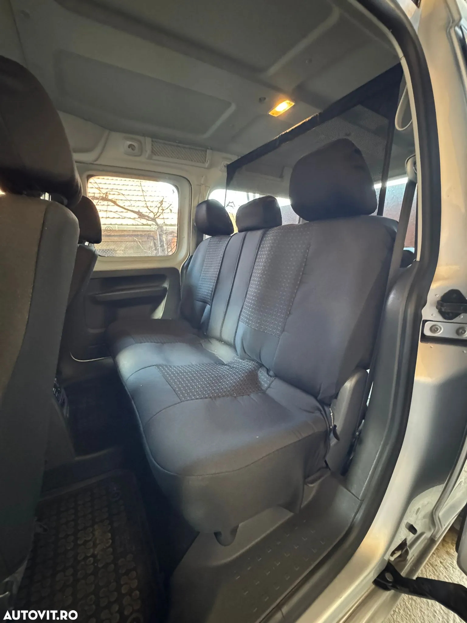 Volkswagen Caddy - 9