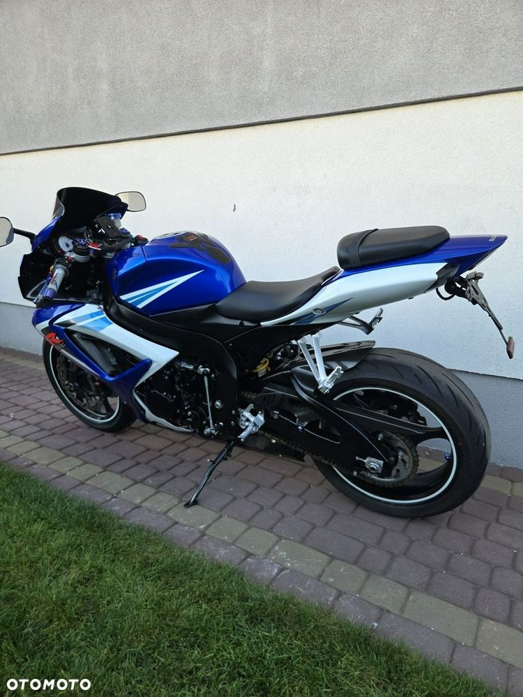 Suzuki GSX-R - 7