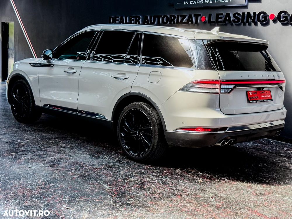 Lincoln Aviator - 7