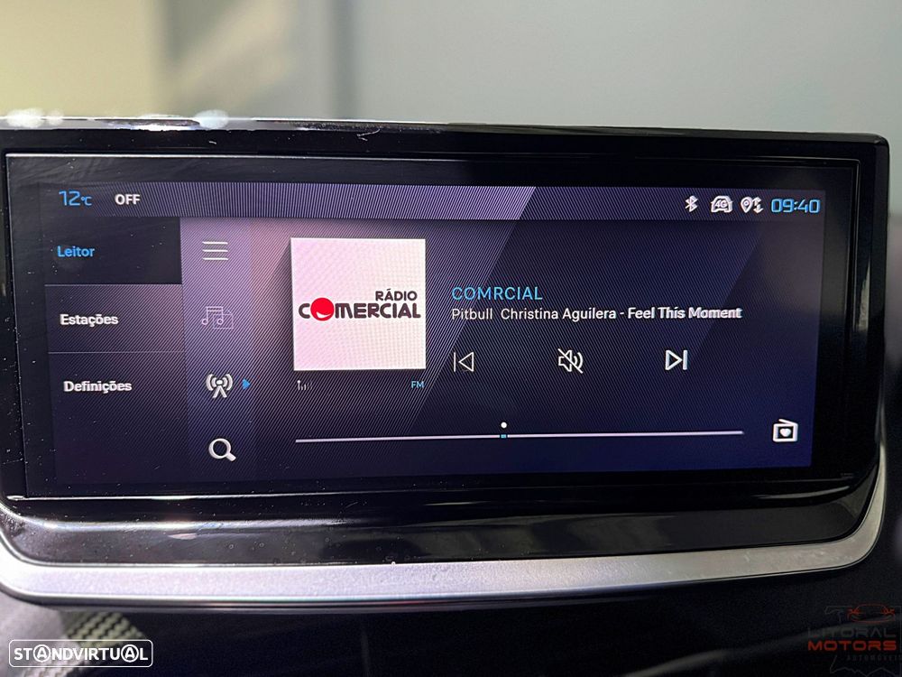 Peugeot 2008 1.2 PureTech SE Style - 32