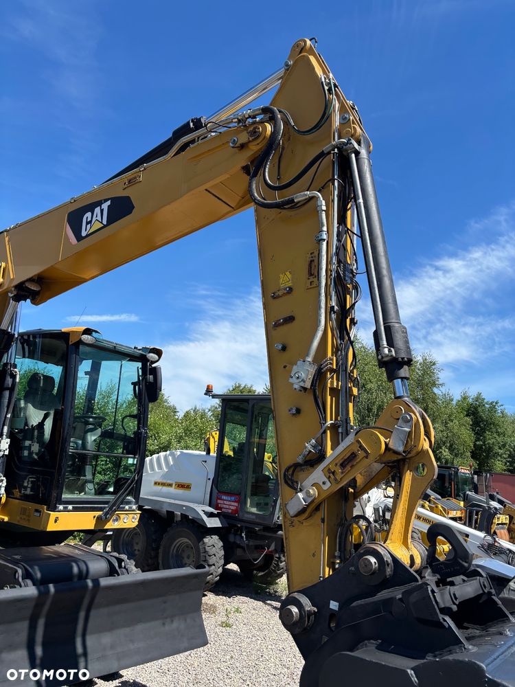 Caterpillar CAT M318F ROK 2019 PODPORY PLUG 1 WLASCICIEL - 6