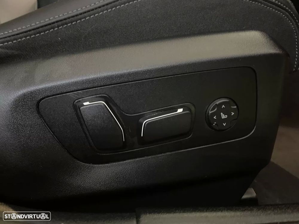 BMW i5 eDrive40 — fotografia 18
