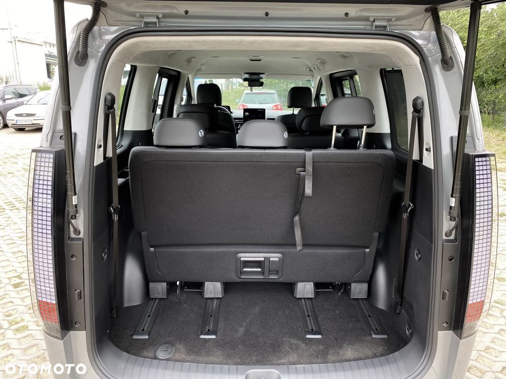 Hyundai Staria 1.6 T-GDI HEV Luxury - 21