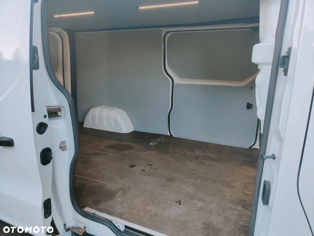 Opel VIVARO L2H1 - 23