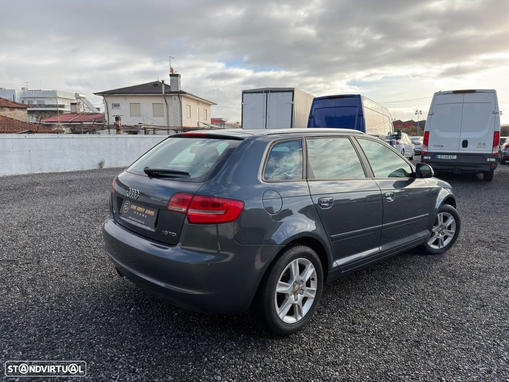 Audi A3 Sportback 1.9 TDi Sport - 3