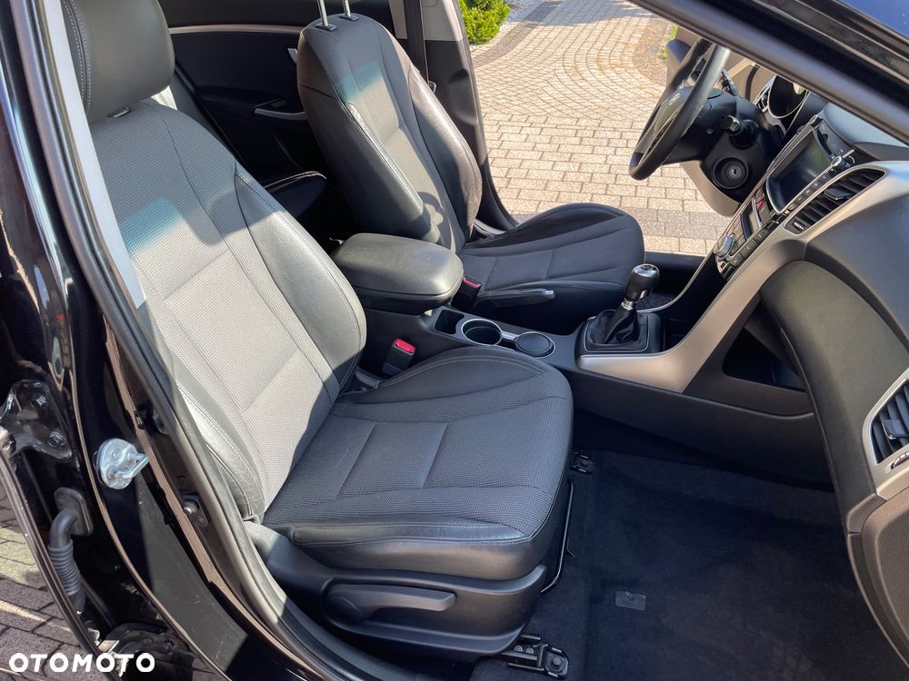 Hyundai i30 1.4 Premium - 18