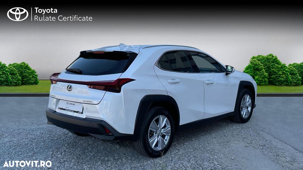 Lexus UX 250h Business Edition - 5