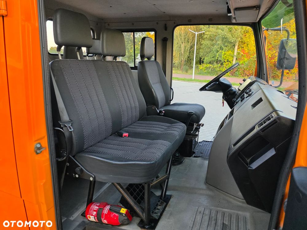 Mercedes-Benz Vario 614D - 17