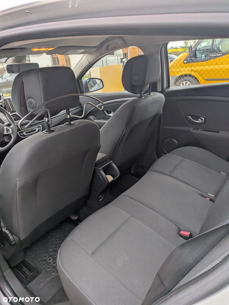 Renault Megane 1.5 dCi Color Edition - 8