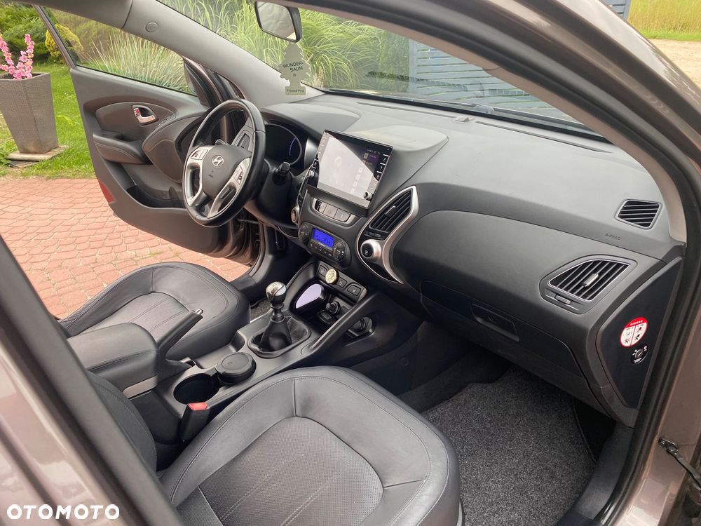 Hyundai ix35 - 12