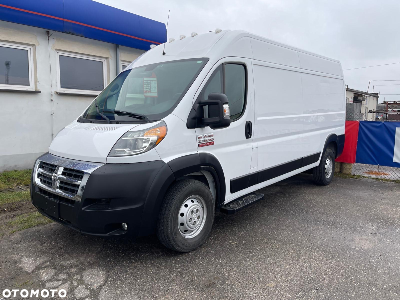 RAM Promaster 2500 - 2