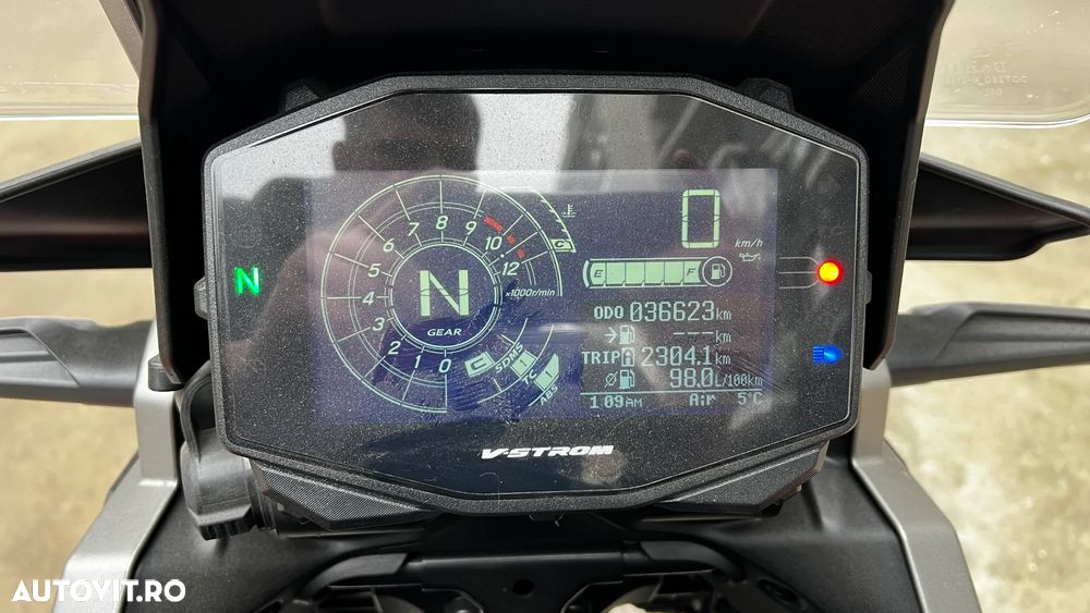 Suzuki V-Strom 1050XT - 2
