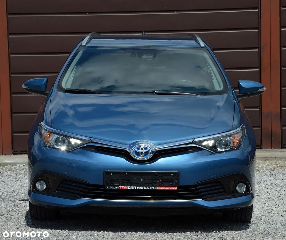 Toyota Auris Hybrid 135 Prestige - 2