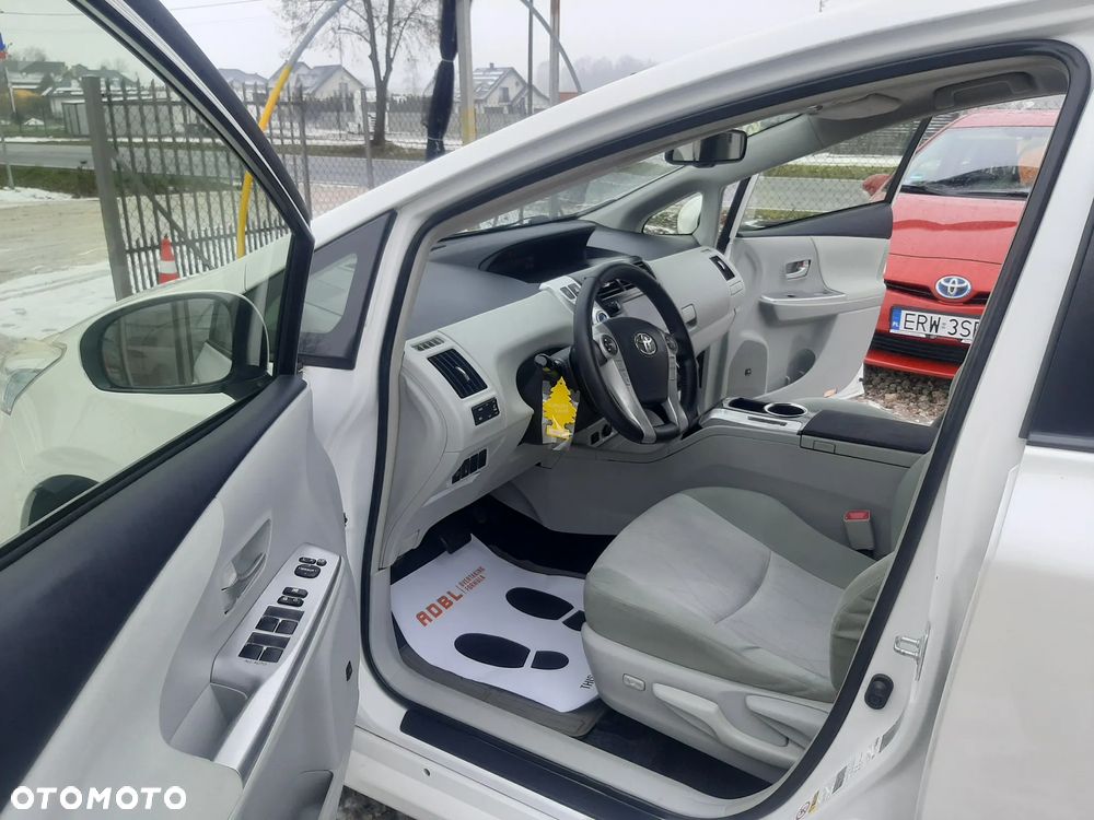 Toyota Prius+ (Hybrid) Executive - 23