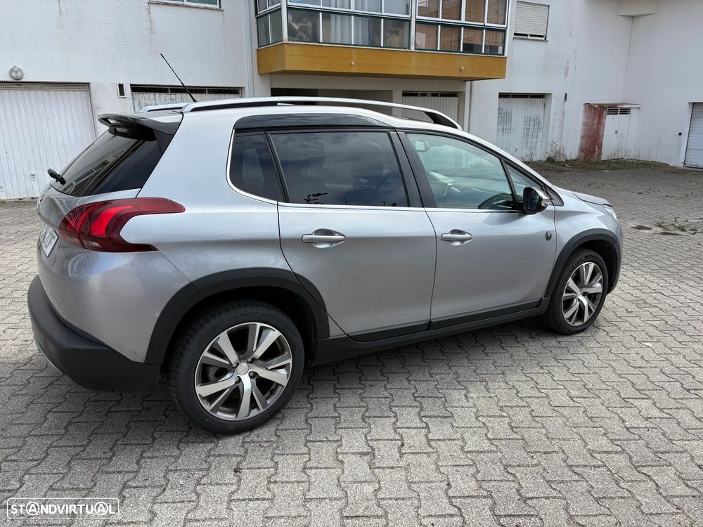 Peugeot 2008 - 4