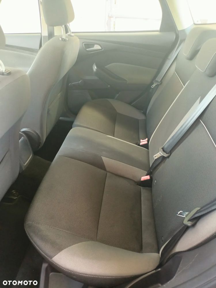 Ford Focus - 11