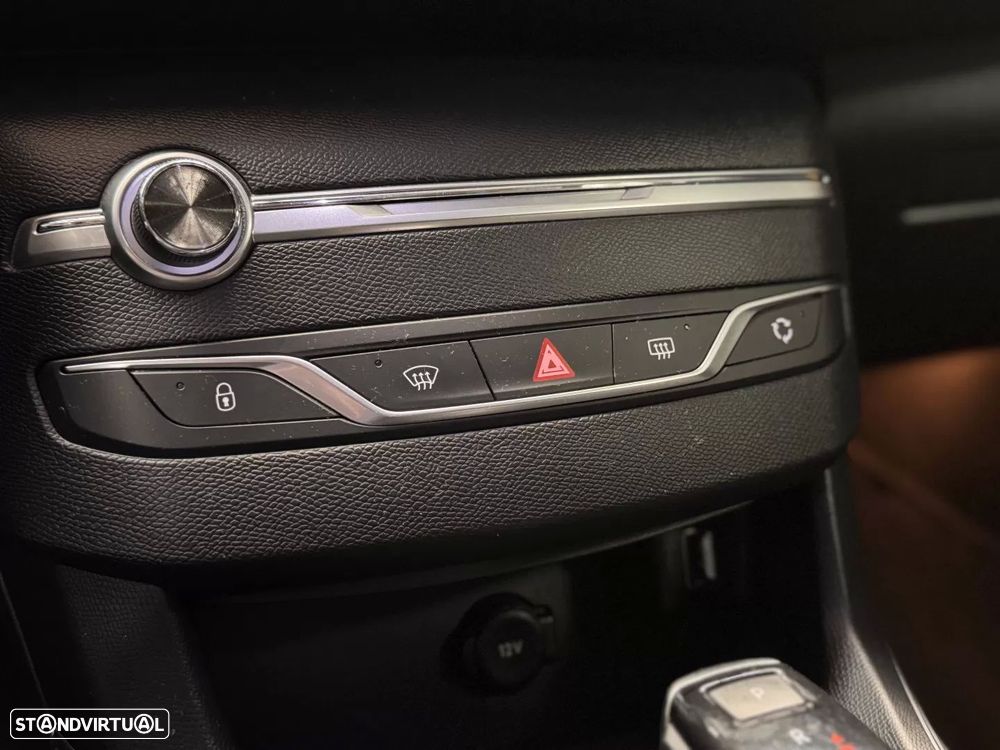 Peugeot 308 SW 1.5 BlueHDi Style EAT8 - 18