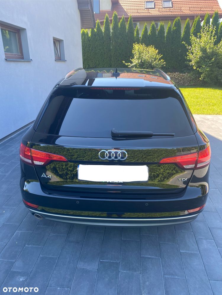 Audi A4 Avant 2.0 TDI - 4