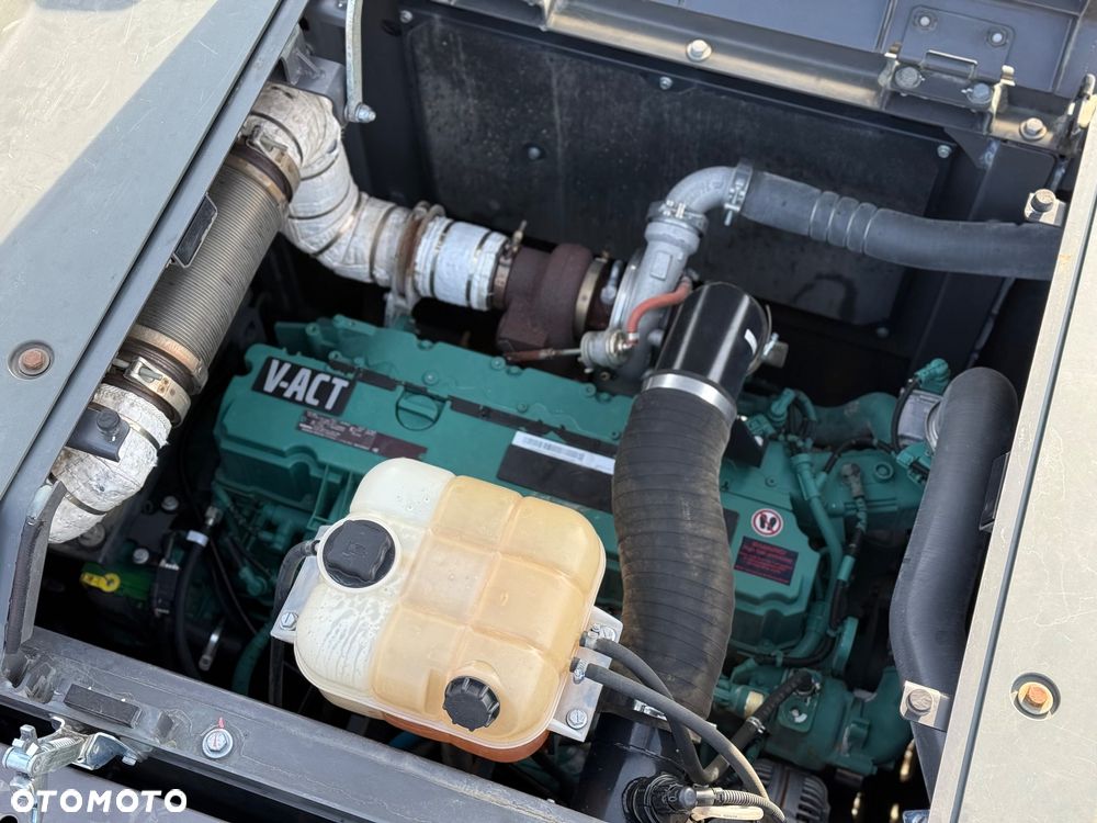 Volvo EC 250 EL - 21