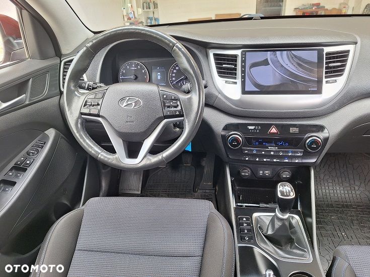 Hyundai Tucson blue 1.6 GDi 2WD Navi - 18