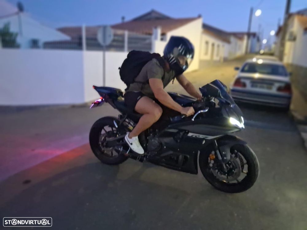 Yamaha YZF - 3