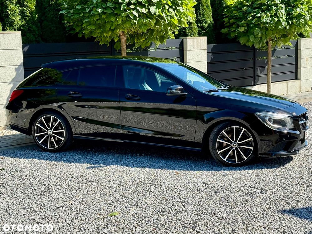 Mercedes-Benz CLA 180 7G-DCT UrbanStyle Edition - 7