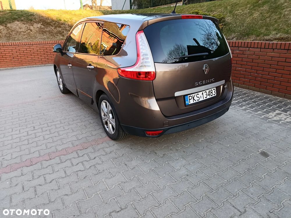 Renault Scenic - 2