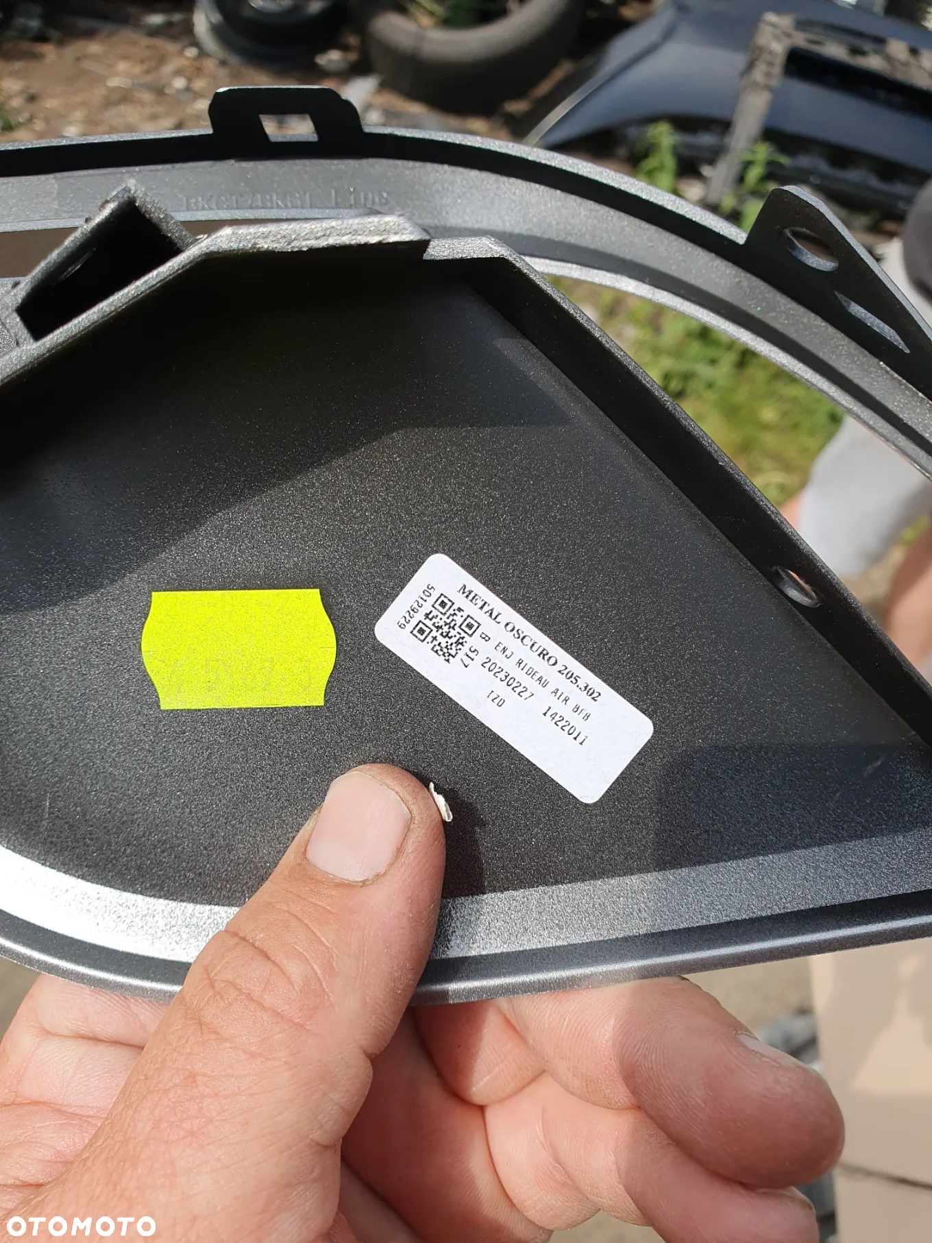 Kratka Listwa prawa Renault Mégane IV GT Line 622565791R Metal Oscuro Listwa Zderzaka Przednia prawa Renault Mégane IV GT Line - 9