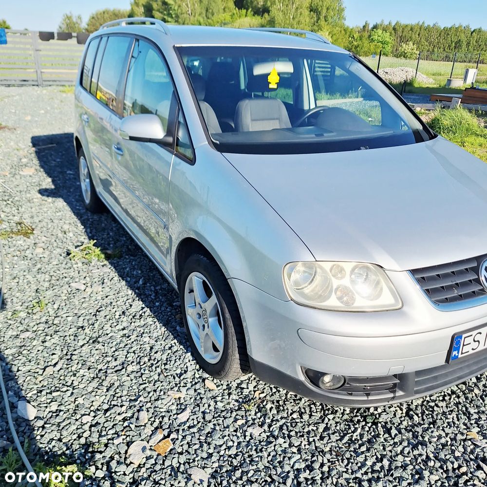 Volkswagen Touran 2.0 TDI Trendline - 4