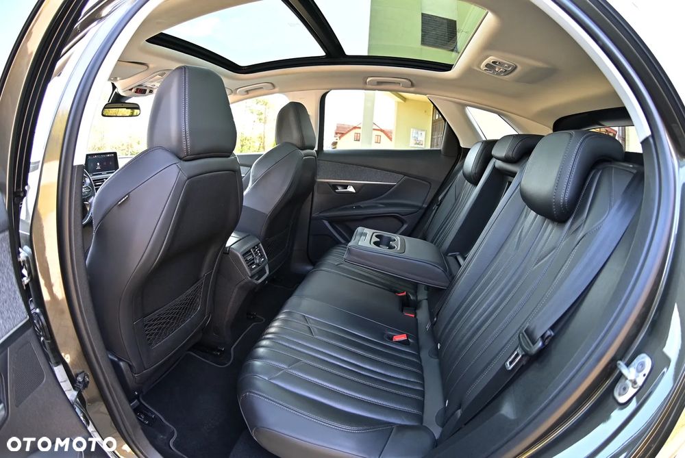 Peugeot 3008 1.2 PureTech Allure S&S EAT8 - 24