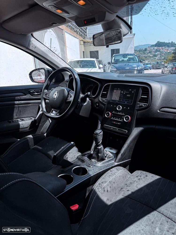 Renault Mégane 1.5 dCi Intens - 9