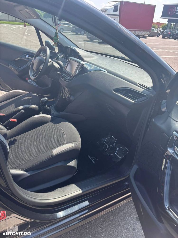 Peugeot 208 1.2 VTi Active - 16