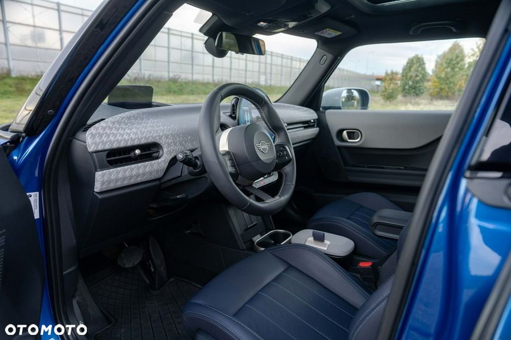 MINI Cooper S Favoured Trim - 19