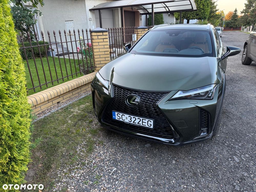 Lexus UX - 3