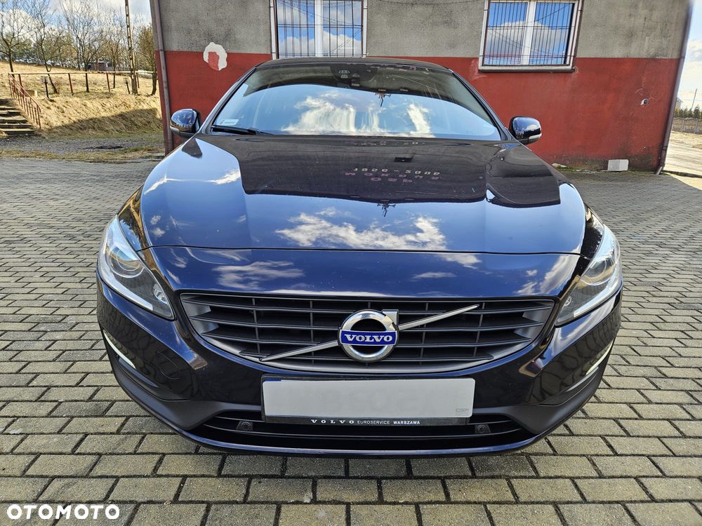 Volvo V60 D4 Momentum - 6