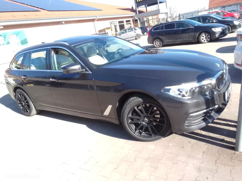 BMW Seria 5 520d - 13