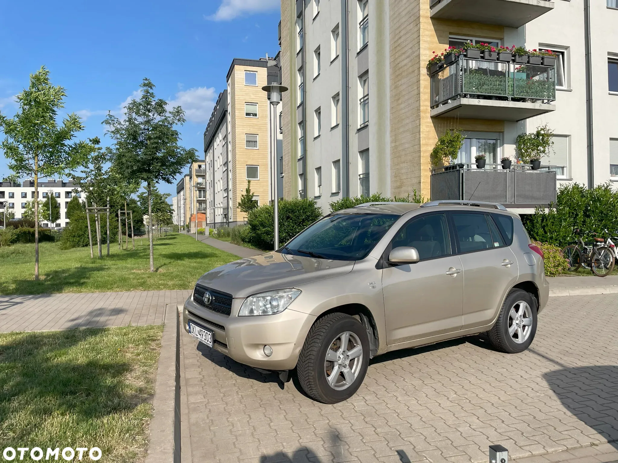 Toyota RAV4 2.2 D-4D Sol - 6