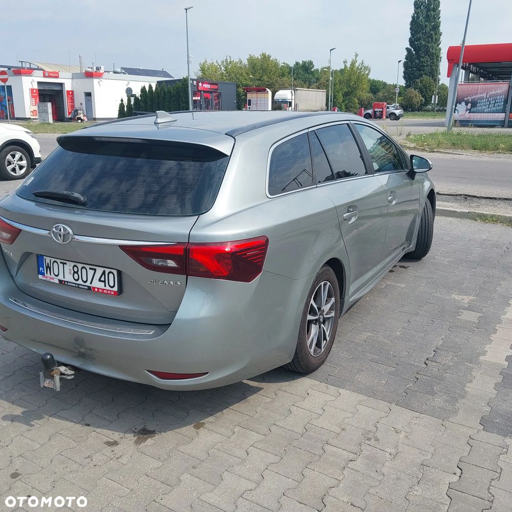 Toyota Avensis 1.8 Prestige MS - 3