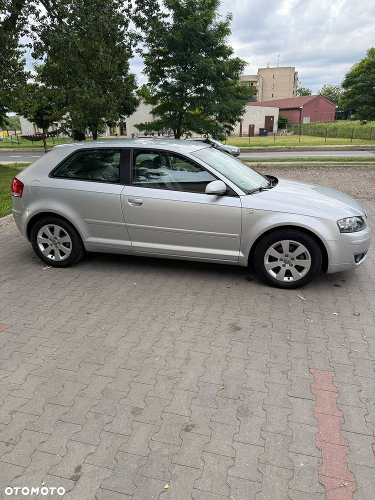 Audi A3 Sportback - 3