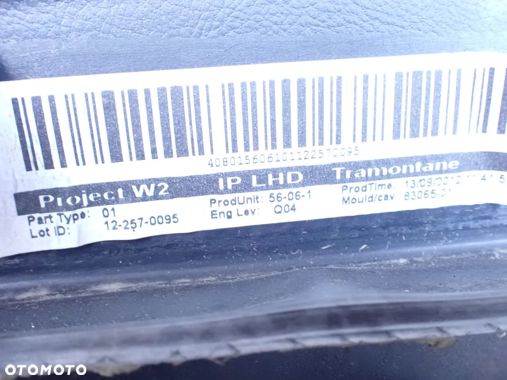 KOKPIT DESKA PEUGEOT 508 - 12