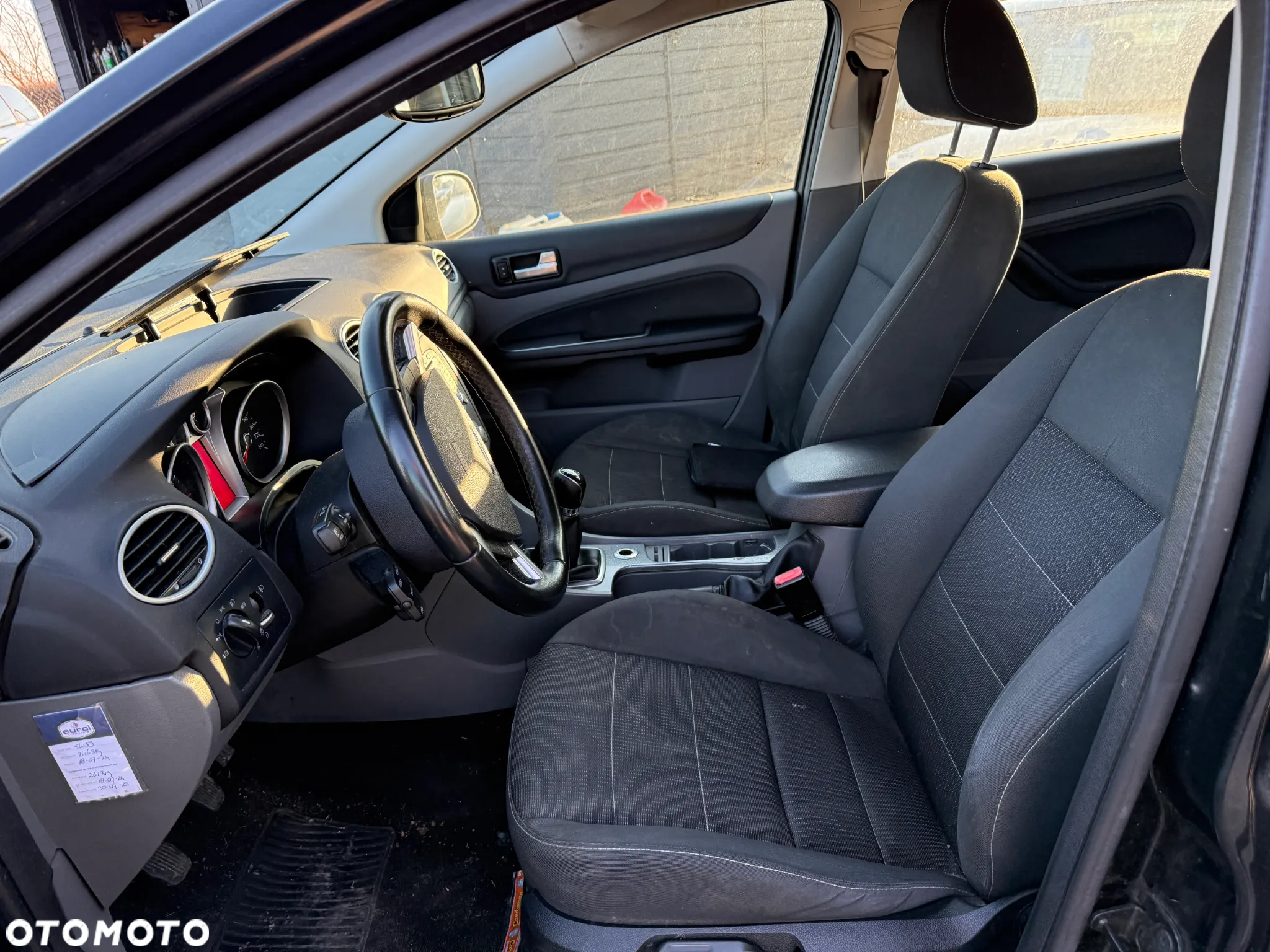 Ford Focus 1.8 FF Ghia - 7