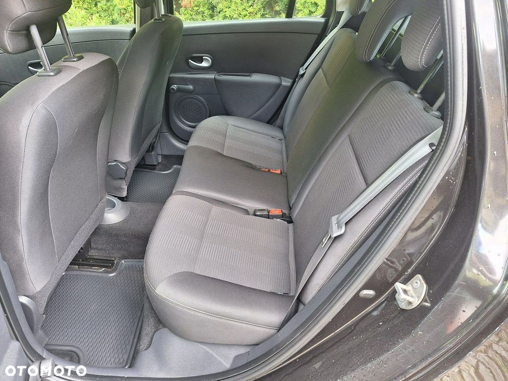 Renault Clio 1.2 16V 75 Dynamique - 13